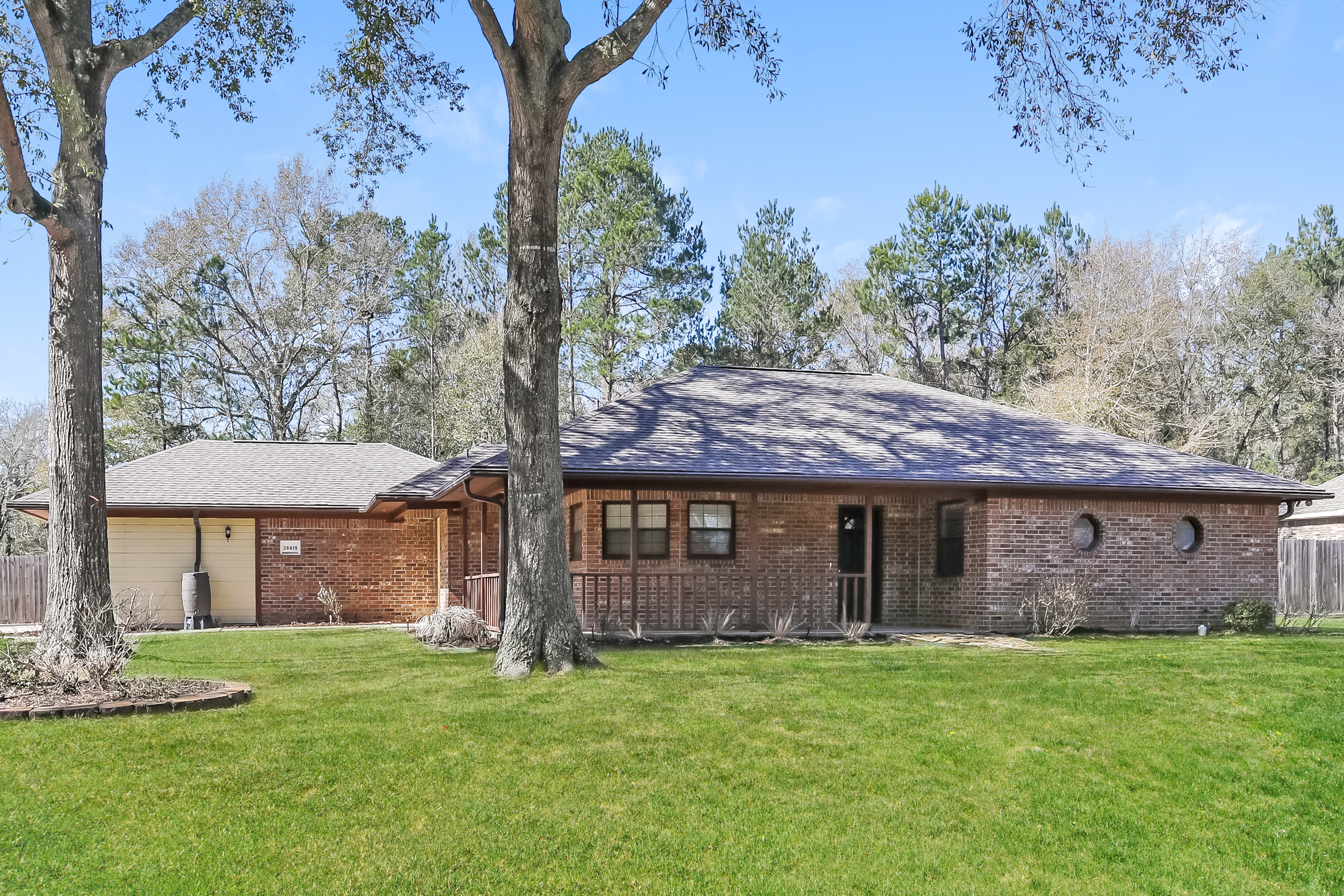 28419 Champion Oaks Drive Magnolia, TX 77354